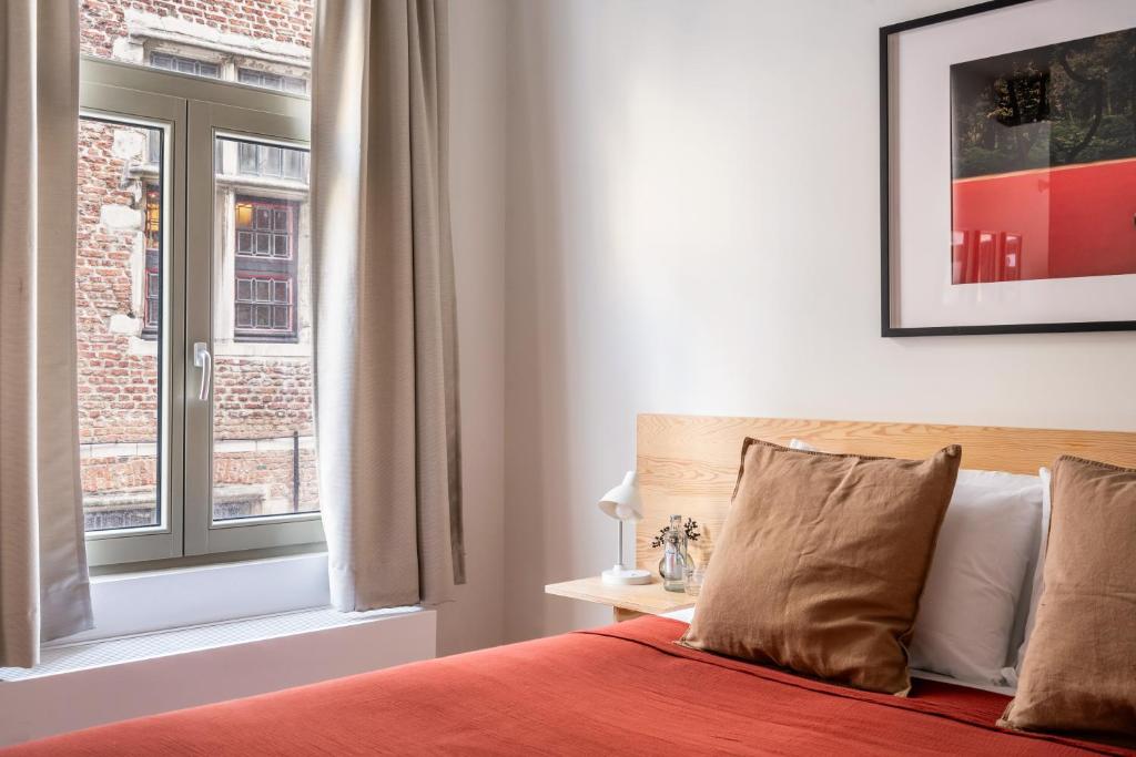 A Place Antwerp - Boutique Suites & Flats - Leeuwenstraat 15 2