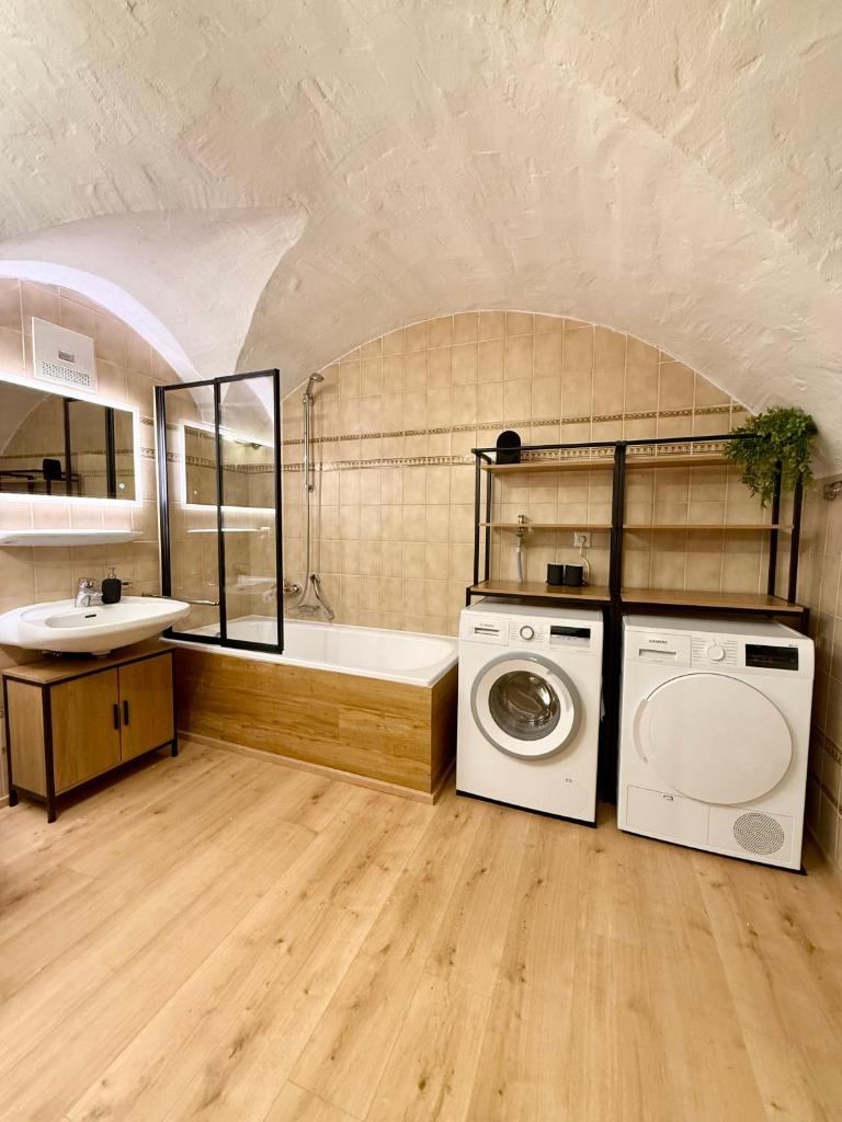 StayNature Hirscher APP - 1BR - Modern, Ruhig, Zentral 4