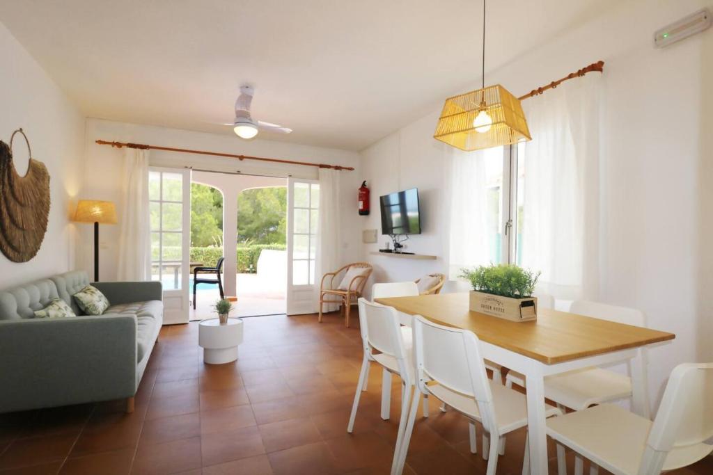 Villa Las Marinas 3, piscina y a 5 minutos del mar 5