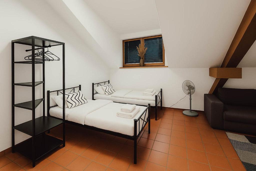 Central Living Apartments 2