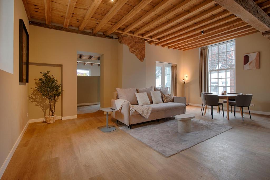 House of De Swaen Apartments 3