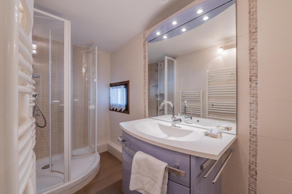 Résidence Grand Roc - Ancolies 215 - Happy Rentals 7