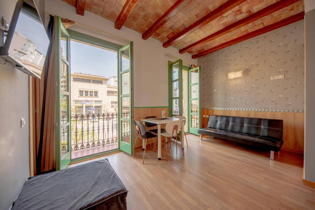 Apart-Suites Hostemplo 5