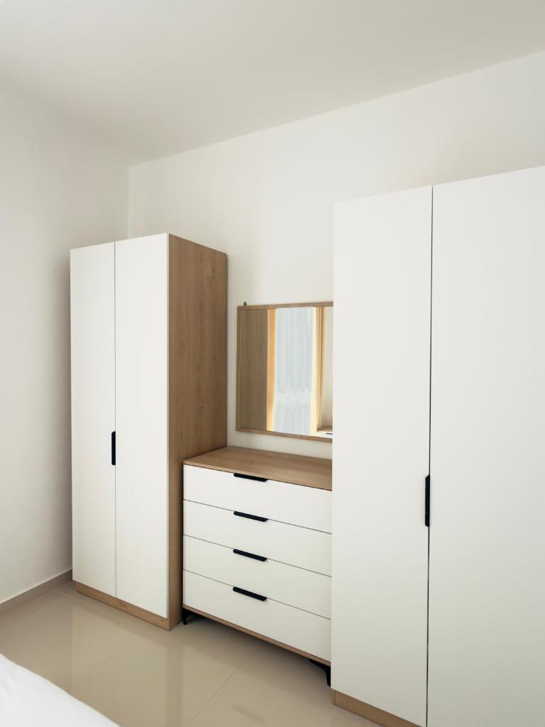 Angela Apartment 7