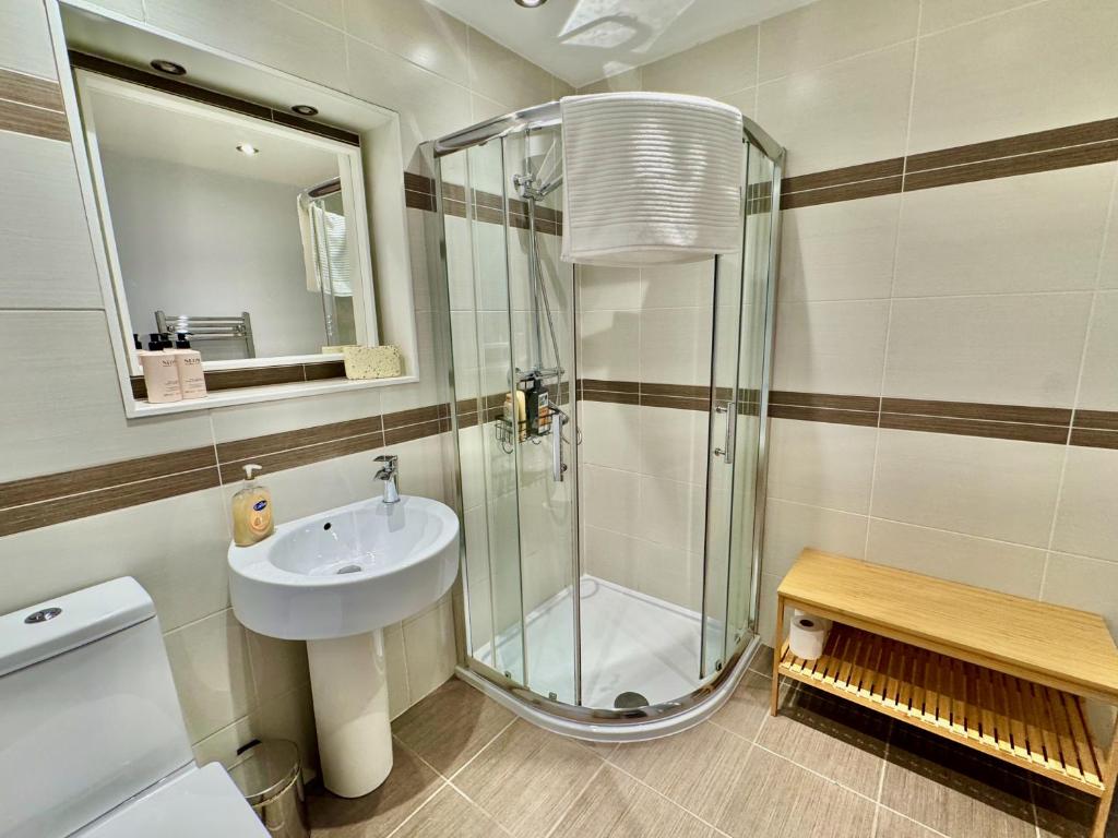 Park View Apartment - Great Location 1 Super King 1 King 7