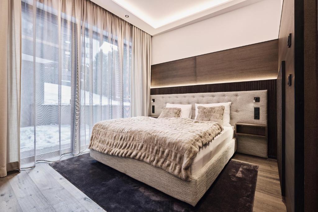 Chalet Ischgl - Modern Luxury Residences 6