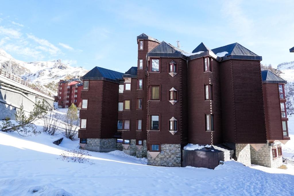 Cervinia - Appartamento ristrutturato vicino alle piste da sci, fino a 6 posti letto