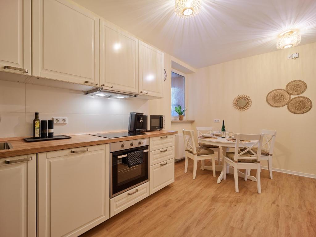 Marx - Modernes Apartment - Top Lage im Zentrum - Gratis WLAN - ideal für Geschäftsreisende & Paare 4
