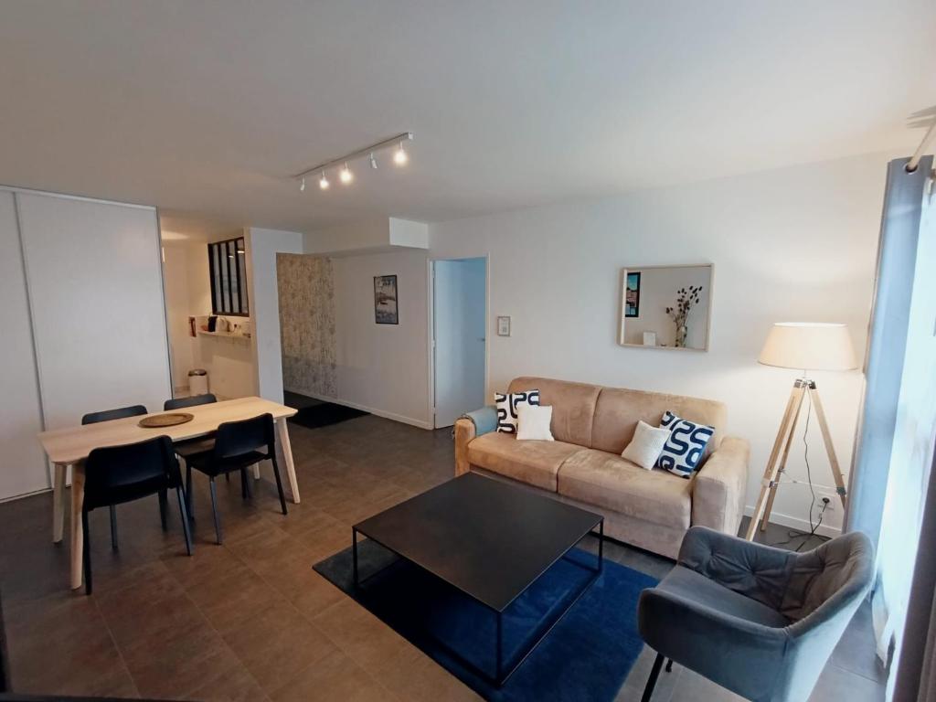 Coeur Courrouze - Appartement 2 chambres avec parking 4