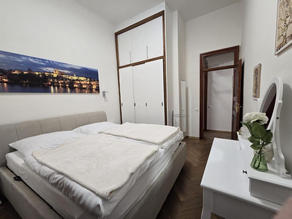 Get Prague Flat Trojanova 6