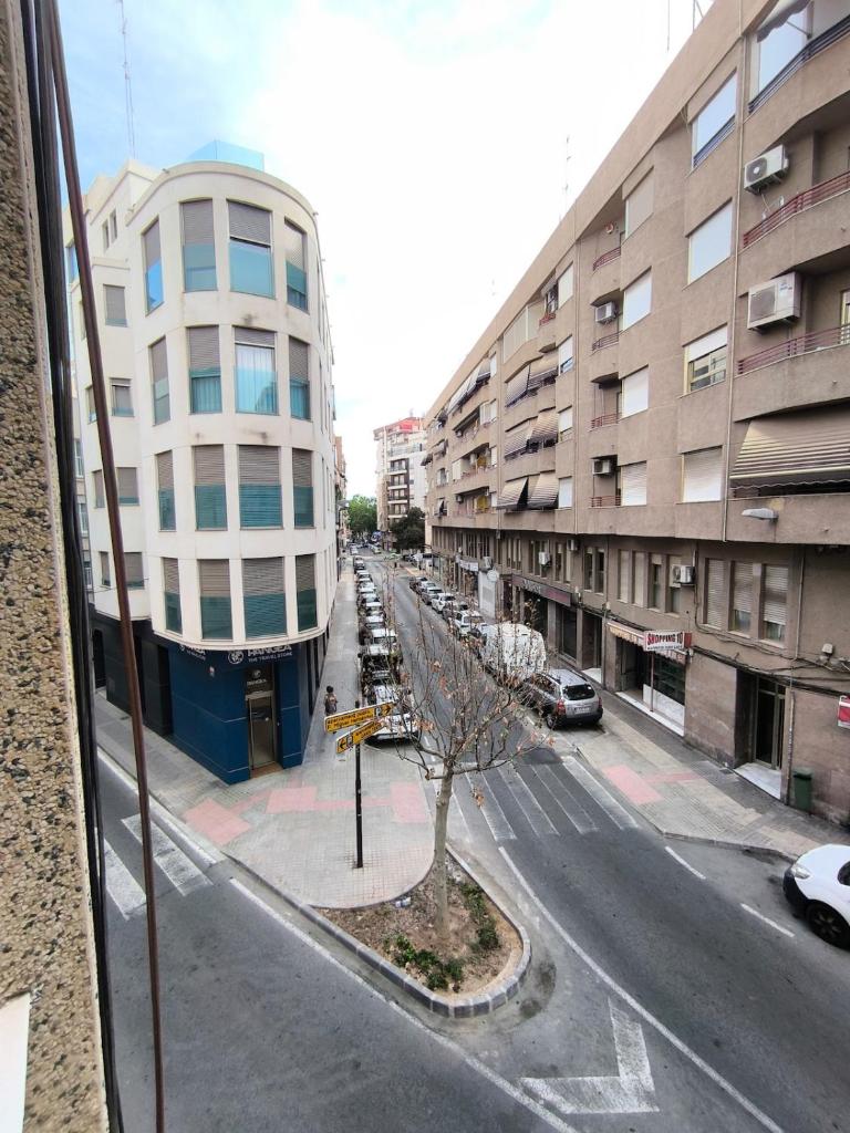 Piso en el corazón de Elche con terraza 6