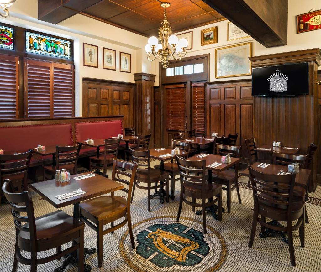 Phoenix Park Hotel Image