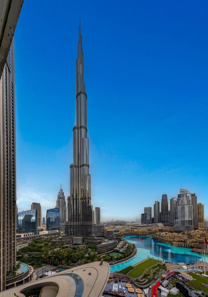 Ultra-luxury 2BHK apartment Stunning Burj Khalifa & Fountain view