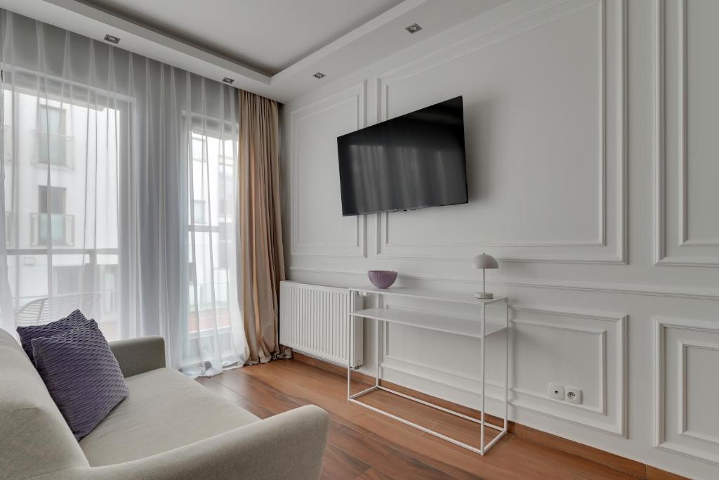 Waterlane Riverside SPA, Pool & Gym by Downtown Apartments 7