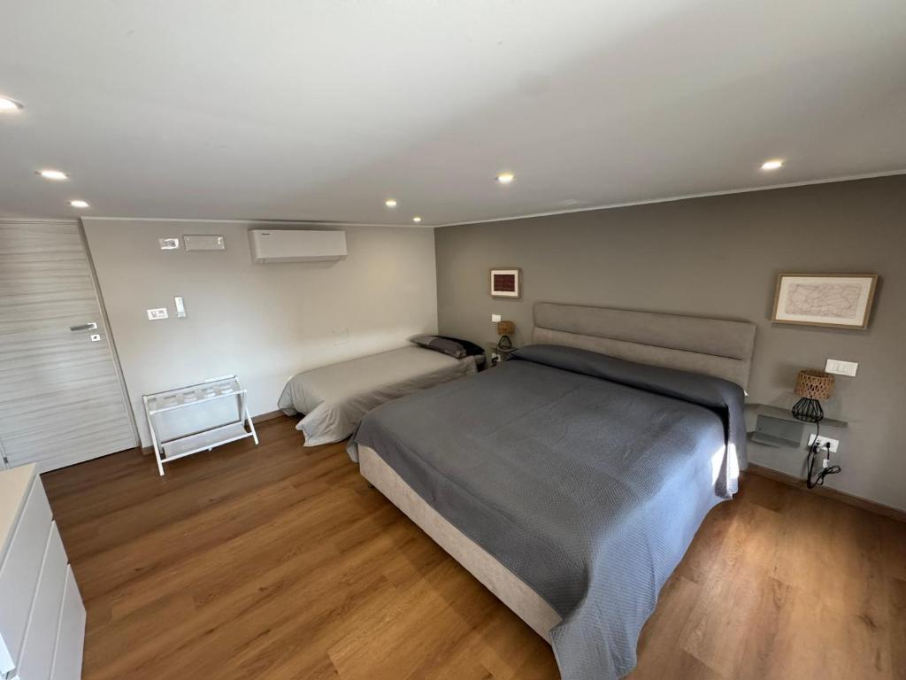Almond Apartments - Plebiscito 3