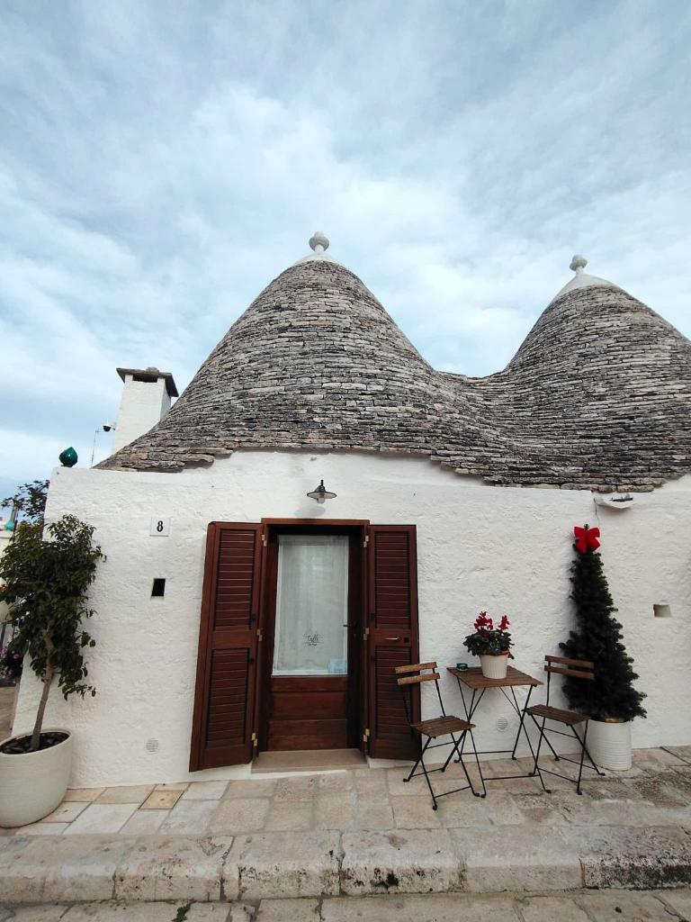 Trullo al vicoletto al civico 10, civico 8, civico 7 4