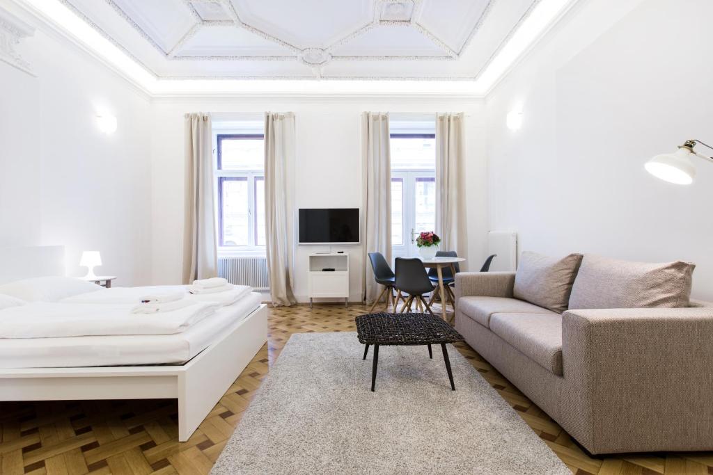 HeyMi Apartments in City Center 6