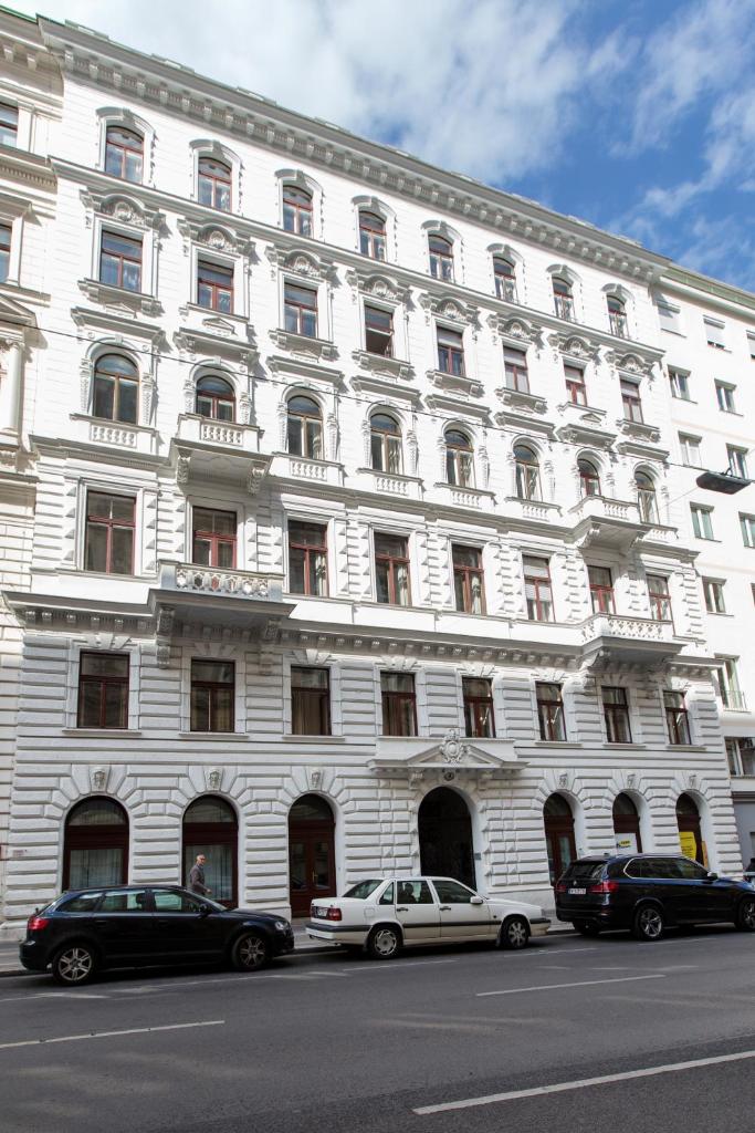 HeyMi Apartments in City Center 3