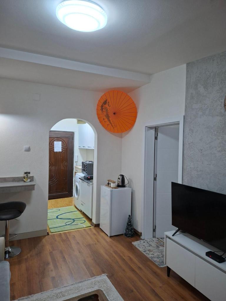 Tini Apartment Bus Station 4