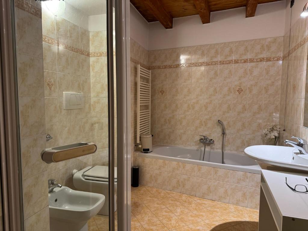 Houseberg Quarenghi sx 3