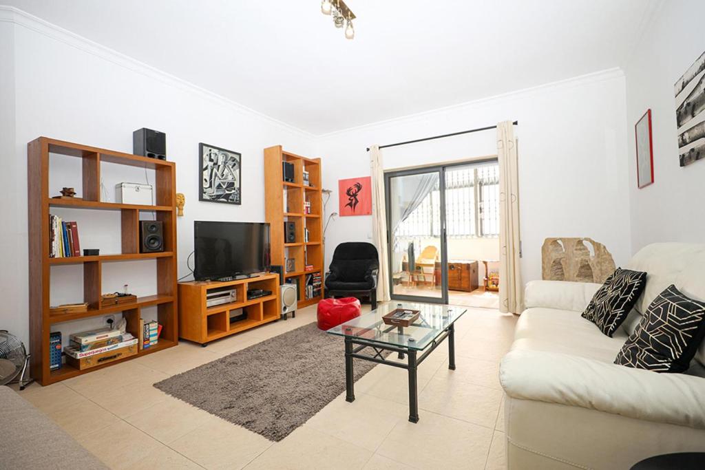 A64 - Barreira Holiday Flat in Lagos 5