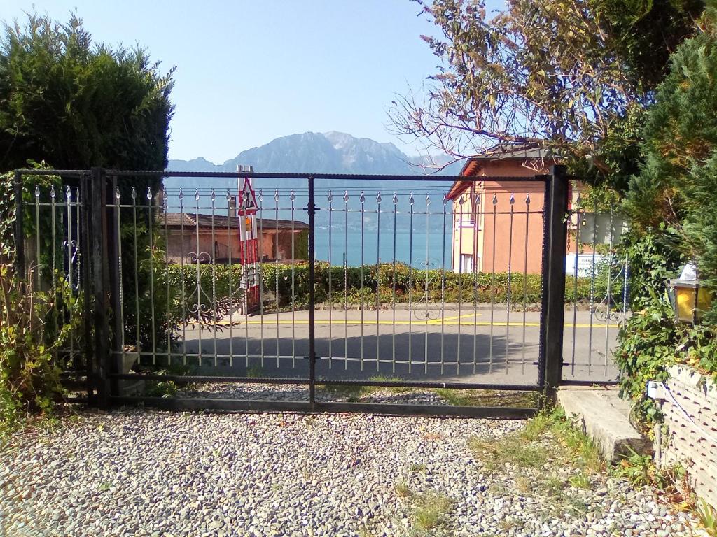 Camere con patio e giardino vicino lago