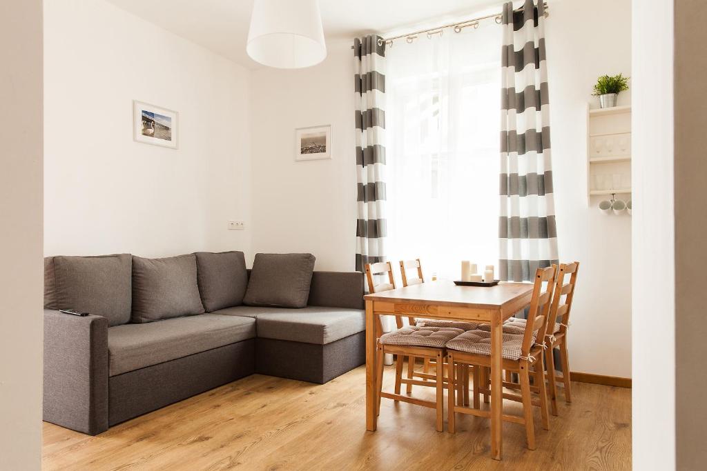 Fiszer 1 & 2 8