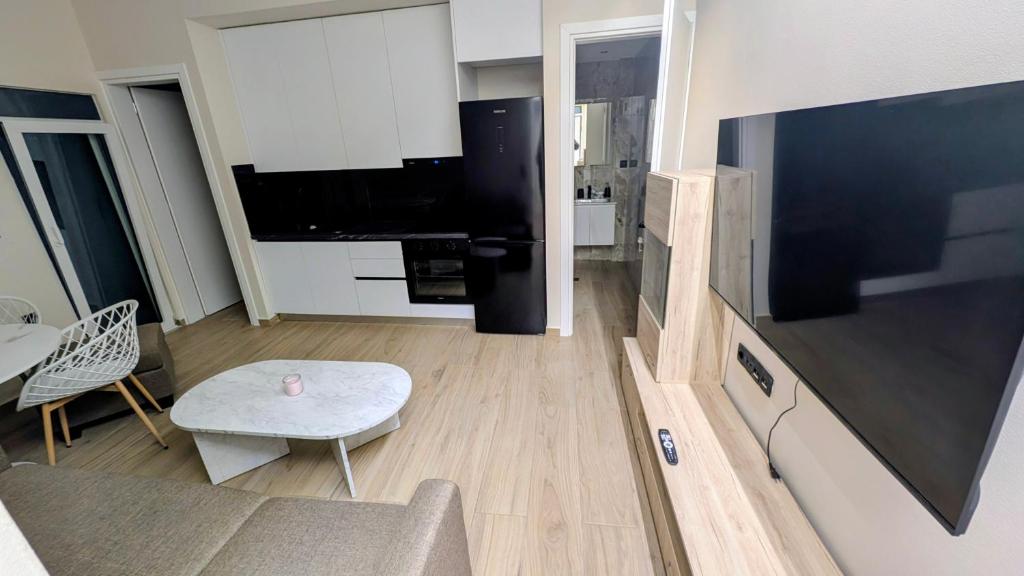Arhontoula Single-Family 2 Bedroom Home Kalithea 1