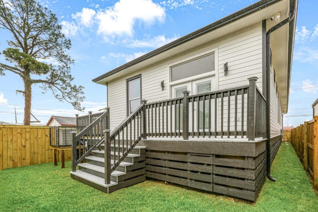 The Royal Haus NOLA 3 Bed Beauty 6