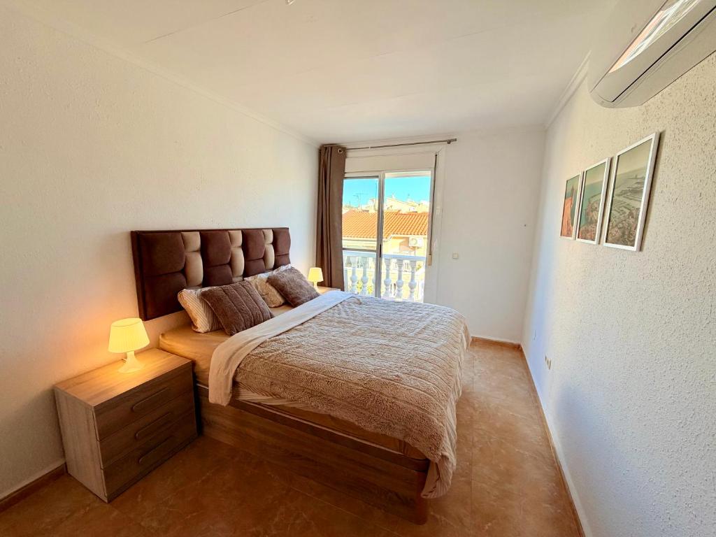 Cozy Townhouse 6