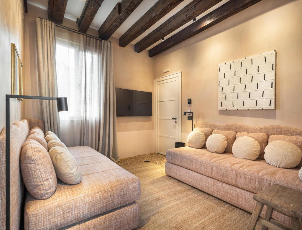 Palazzo dell'albero d'Oro 4