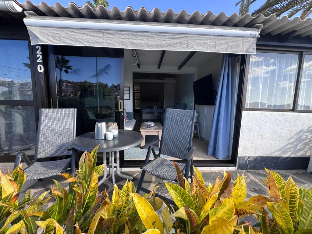 Bungalow in the heart of Arguineguín 2 6