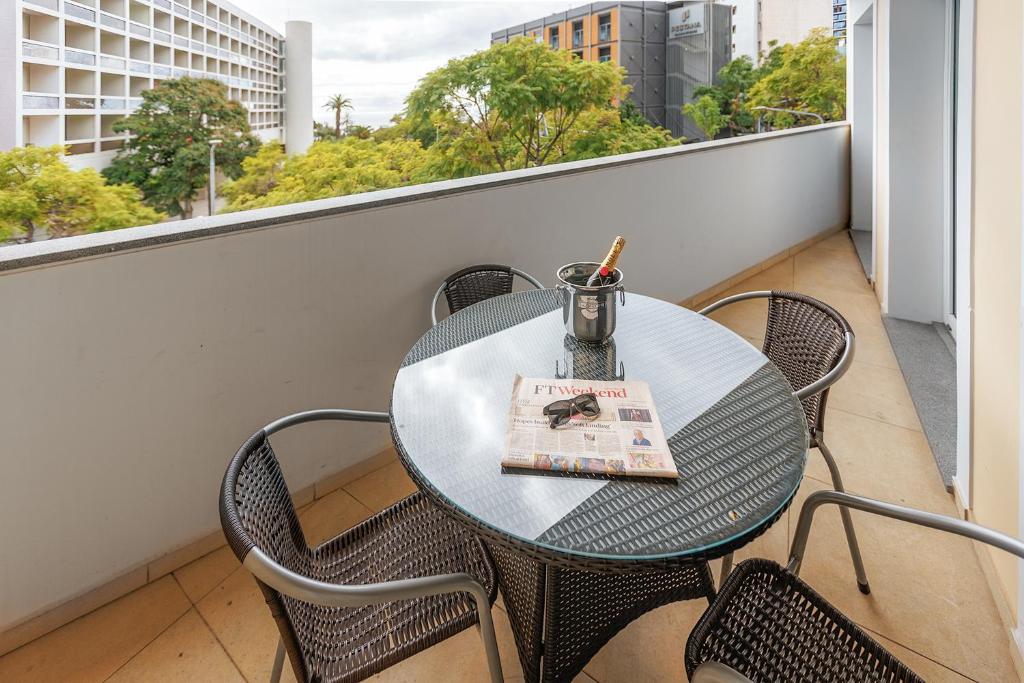 Premium Avenue Two Bedrooms Apt 7