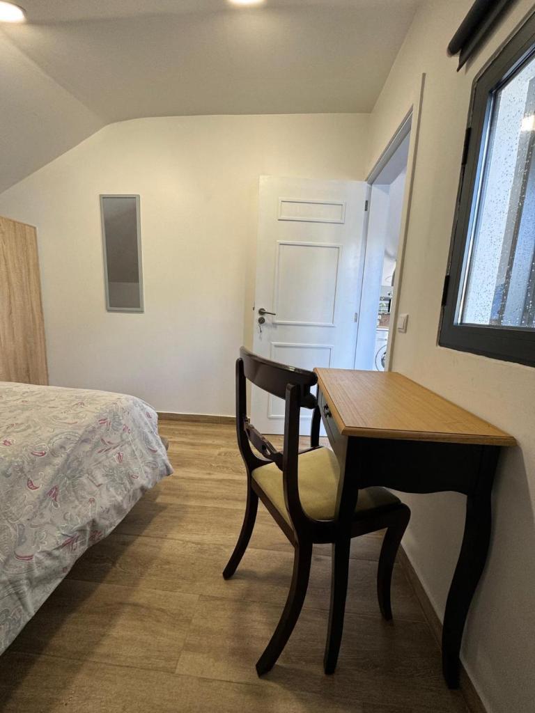 House in the Heart of Funchal with big balcony 7