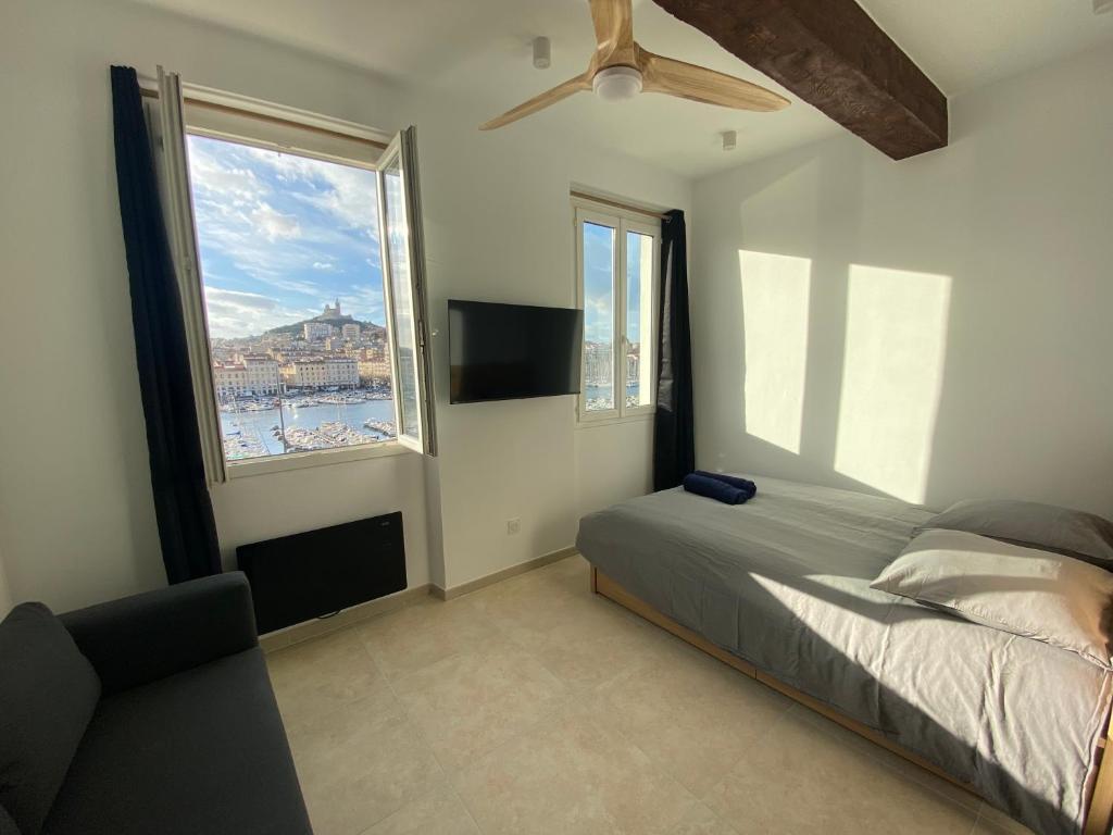 Appartement vue imprenable Vieux-Port et Notre Dame 4