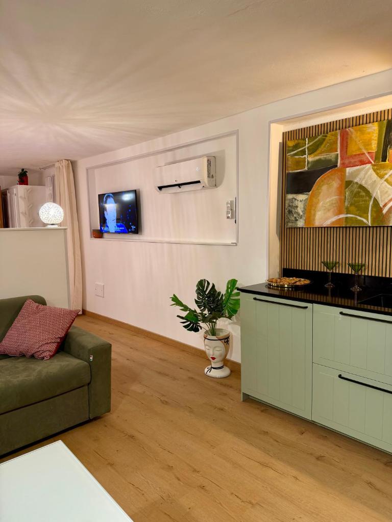 Empathy Suite 8