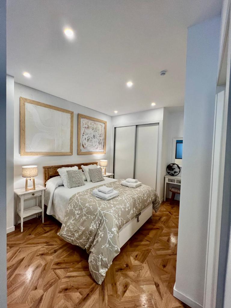 Casa Bella Suites - A stunning new entire apartment in an central location, Close to the beach 2