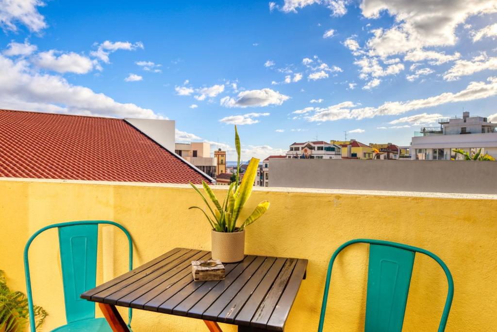 Beco Santa Emilia 4N, a Home in Madeira 2