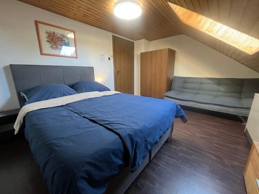 Beishan Appartements Nürnberg in Zentrum Dachgeschoss 6
