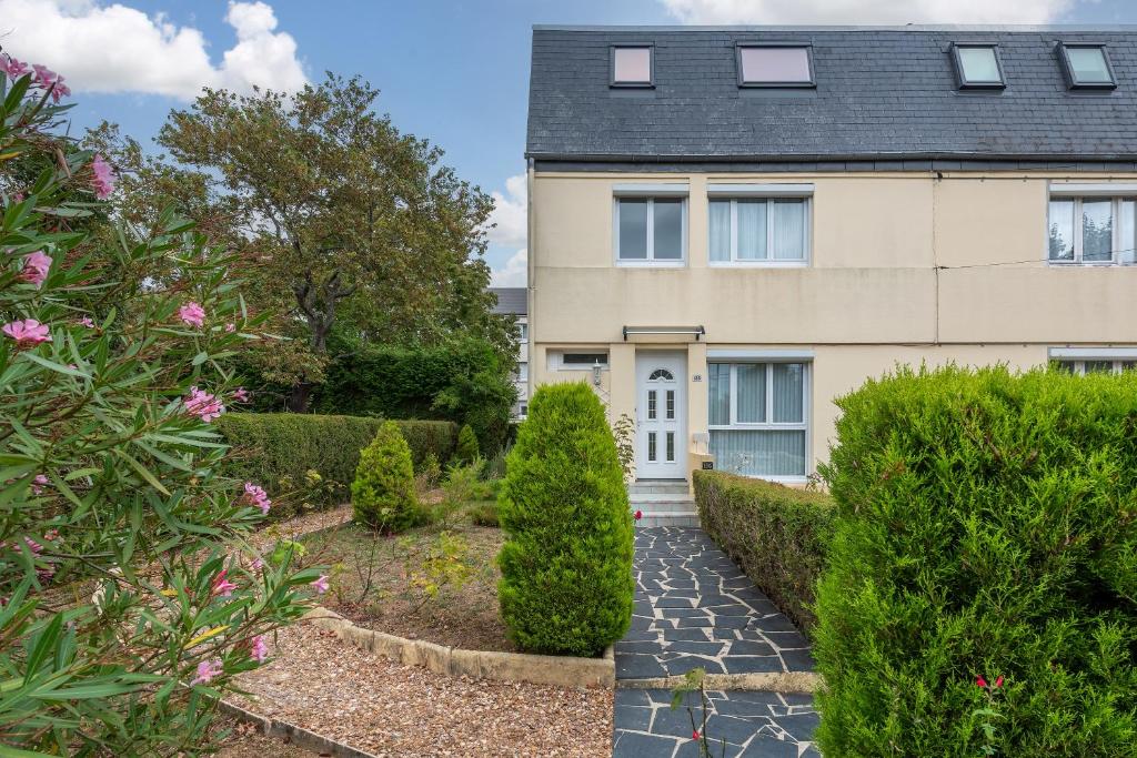 Maison familiale avec jardin - 5 chambres 3