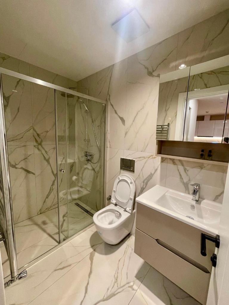 180° View Apartment in Diamond Building Skopje 8