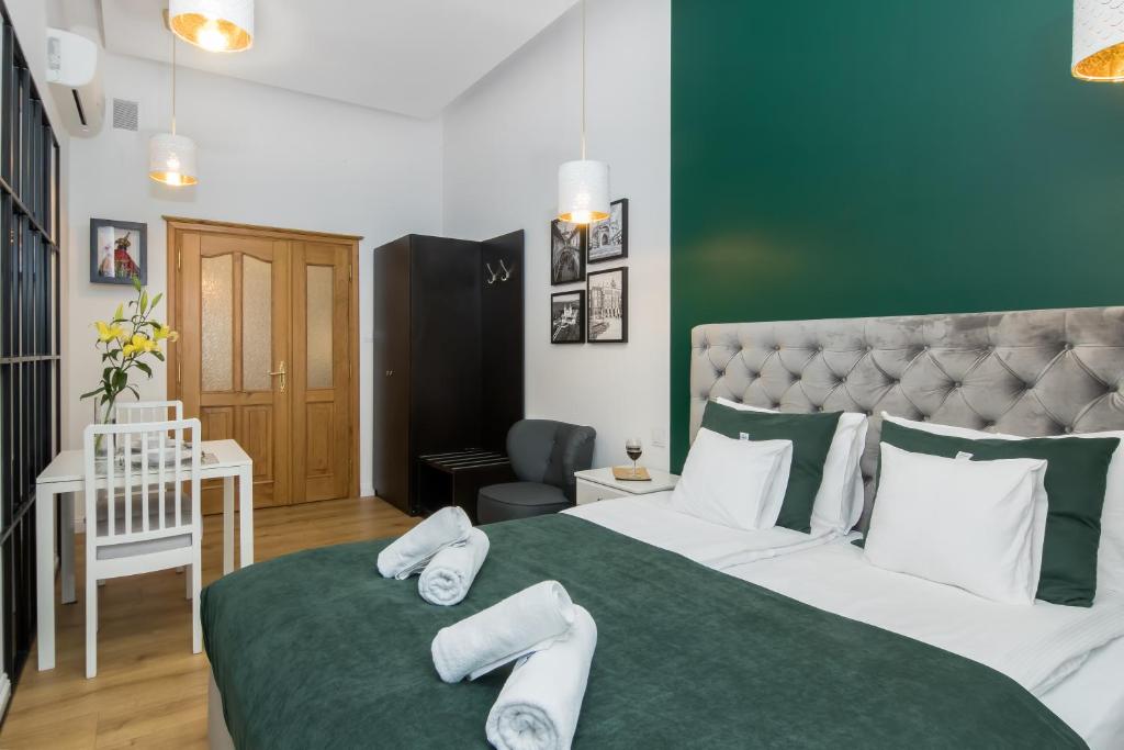Beautiful Cracow Apartments by Cozyplace 4