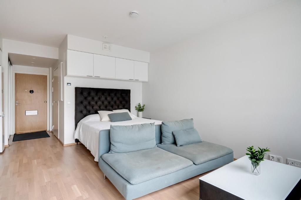 Simple studio for two in Turku Center 2