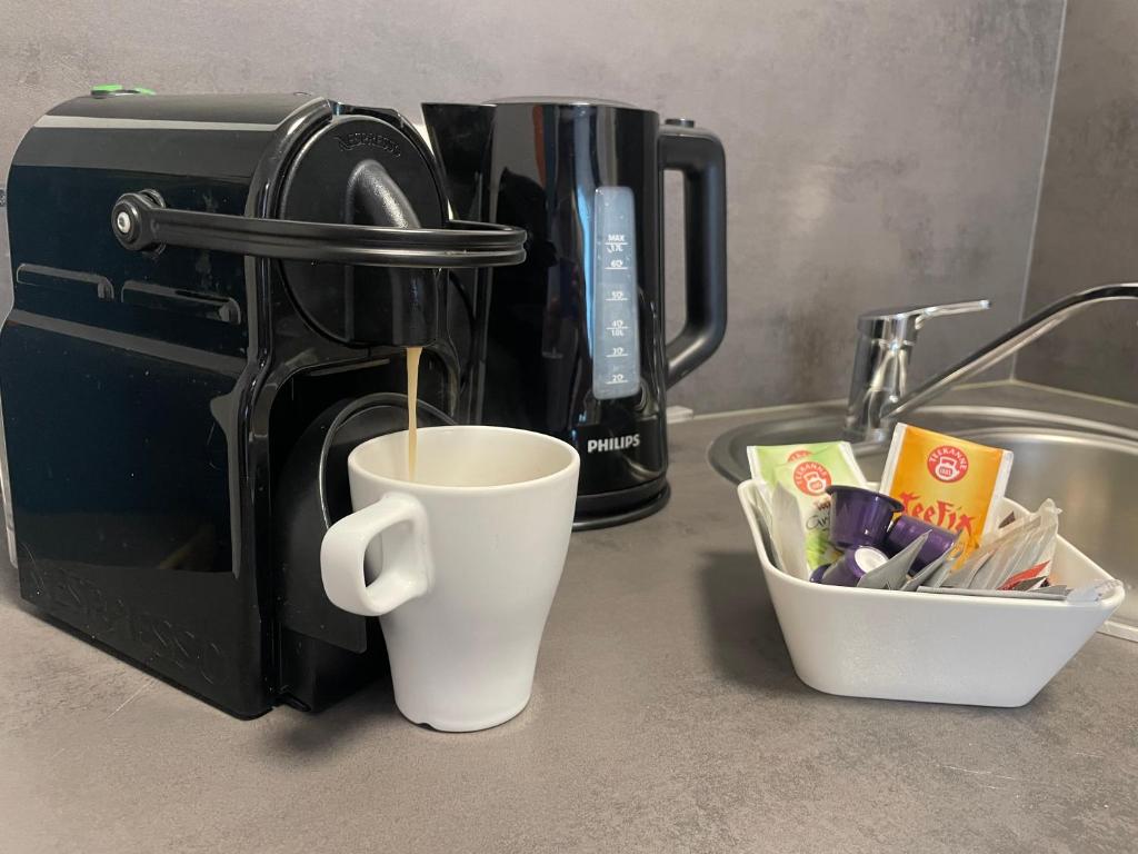 APSTAY City Premium I Parking I Self Check-in I Breakfast box 7