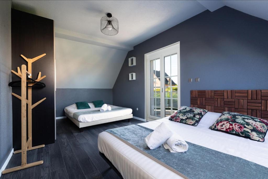 Gites Spa Strasbourg - Villa Cerf - SPA Privé, Sauna, Borne d'arcade, Babyfoot 2