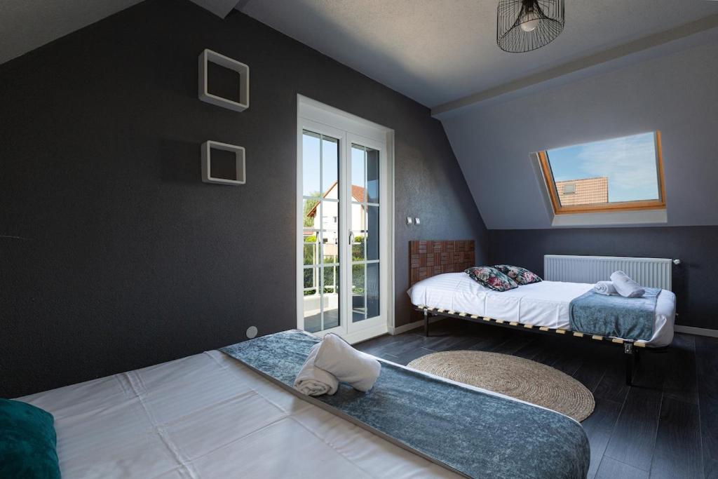 Gites Spa Strasbourg - Villa Cerf - SPA Privé, Sauna, Borne d'arcade, Babyfoot 7