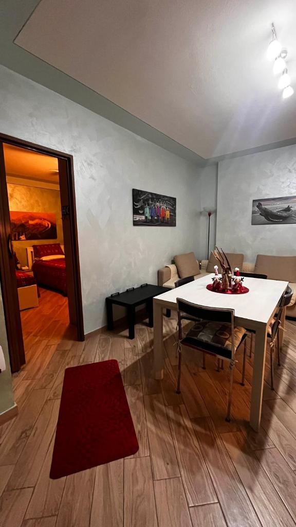 Paola House 8