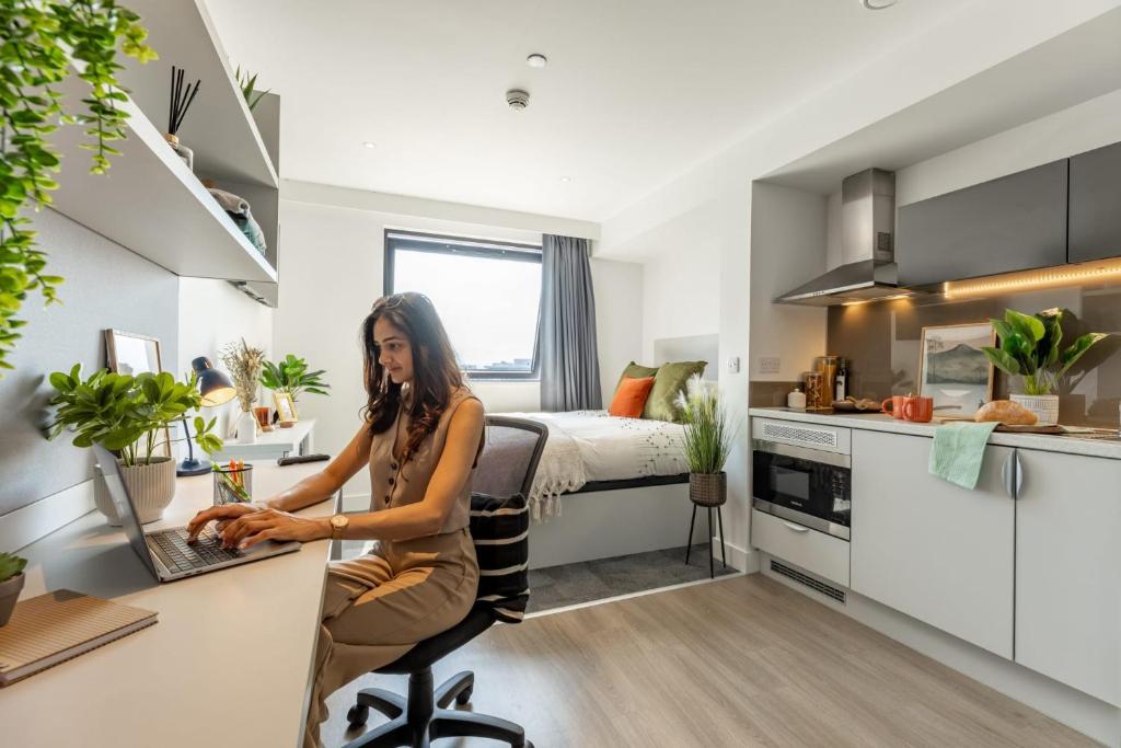For Students Only - Rooms in Salford 8