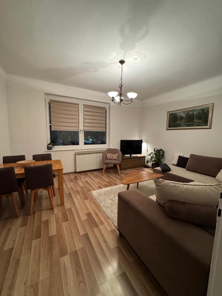 Apartment by Theatre 5