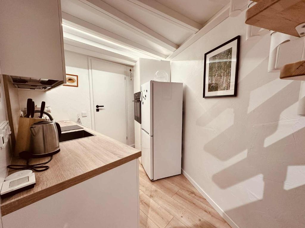 Small loft type apartment 8